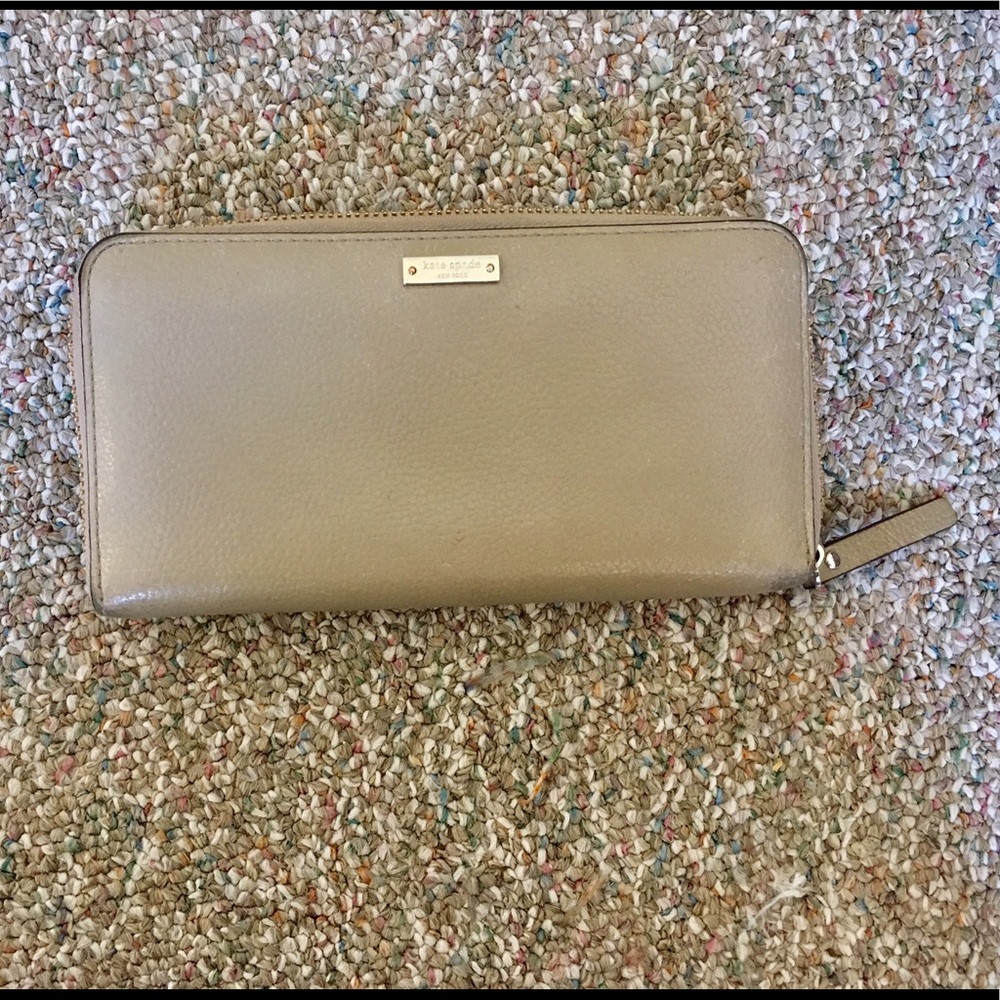 Kate Spade Beige/Tan Wallet