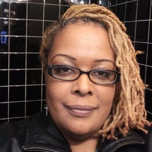 Meet your Posher, Dara