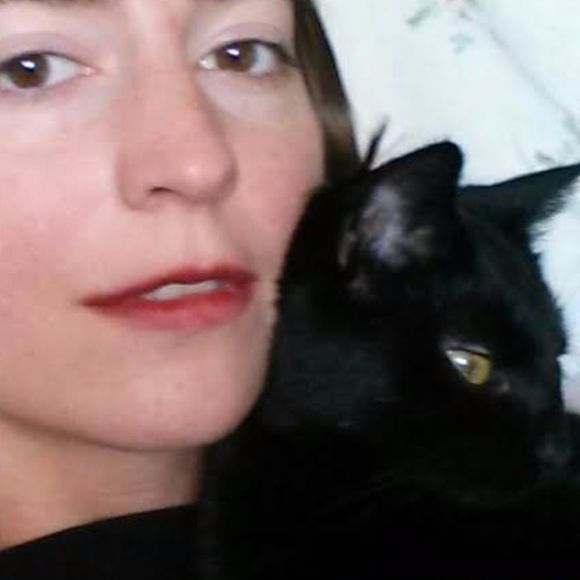 Meet your Posher, Caitlin - Picture 1 of 1