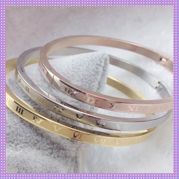 🌼3-Piece Roman Numeral Bangle Bracelets🌼 - Picture 2 of 7