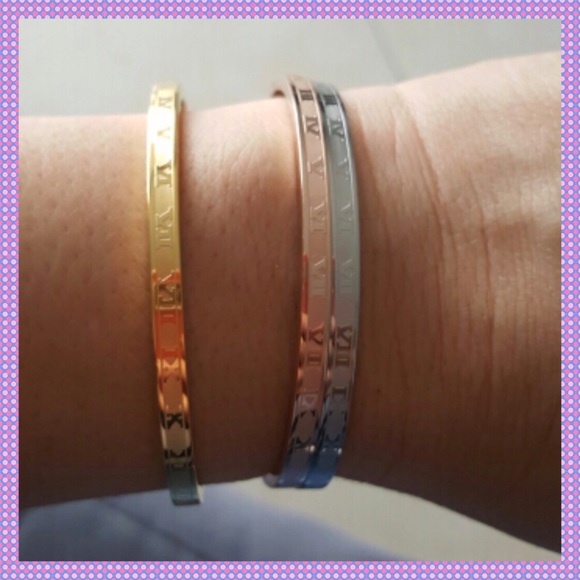 🌼3-Piece Roman Numeral Bangle Bracelets🌼 - Picture 5 of 7