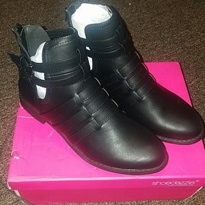 Ankle boots
