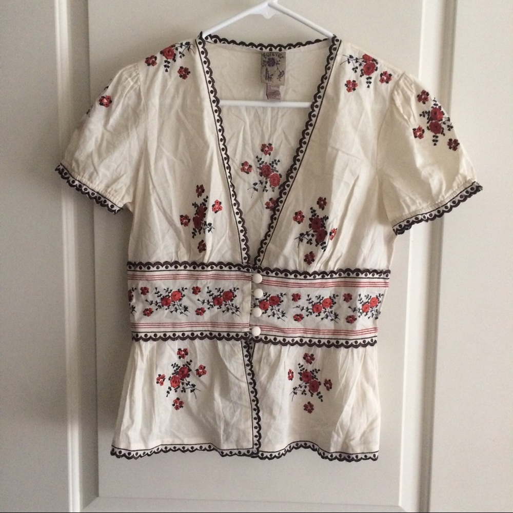 forever 21 :: embroidered top