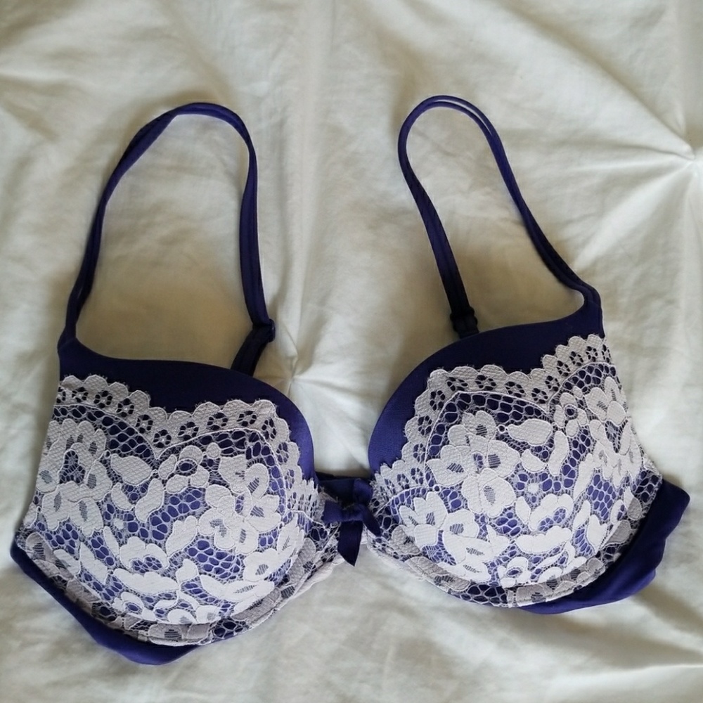 VS very sexy push up. 34B