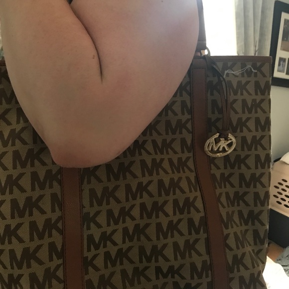 Michael Kors tote - Picture 4 of 4
