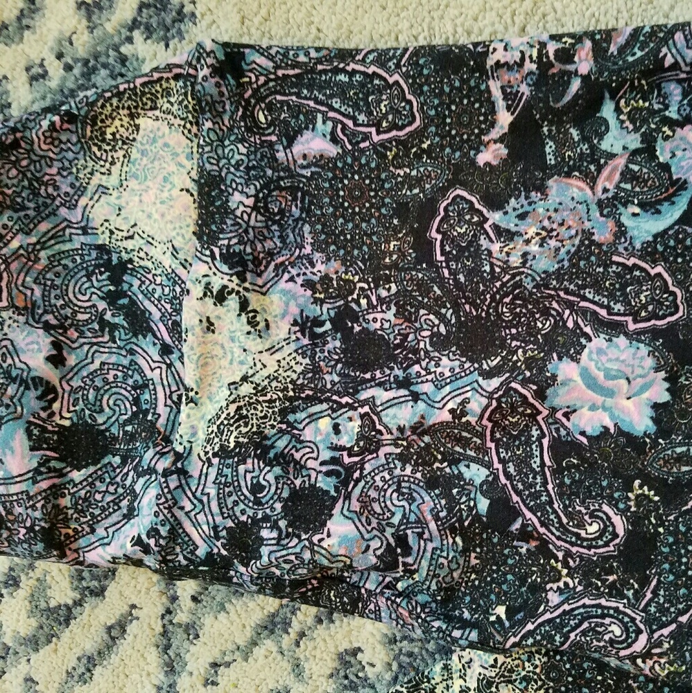 Lularoe OS (0-12) - Picture 3 of 5