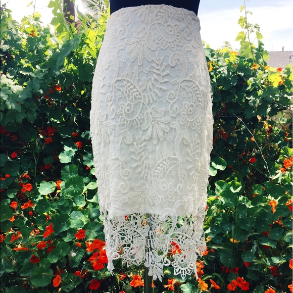 bebe Dresses & Skirts - Bebe Jade Lace Crochet Skirt