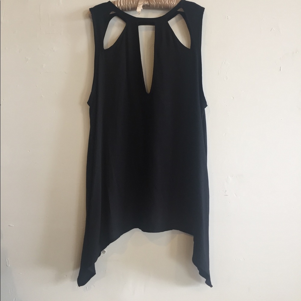 Black cut out tank top