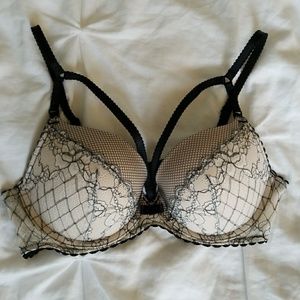 VS gorgeous strappy lace push up 36B
