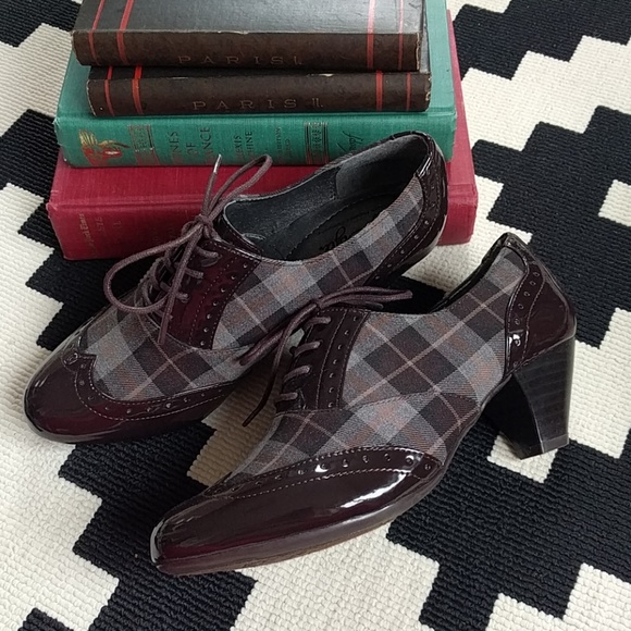 Hush Puppies Shoes - HUSH PUPPIES Soft Style Oxford Shoes