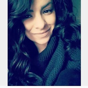 Meet your Posher, Cassandra