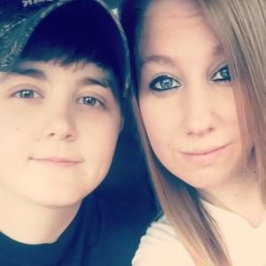 Meet your Posher, Mandy