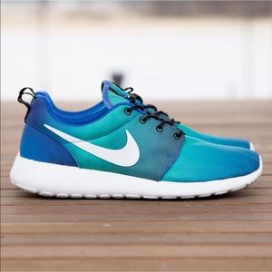 Men's roshe one print running shoes clearance