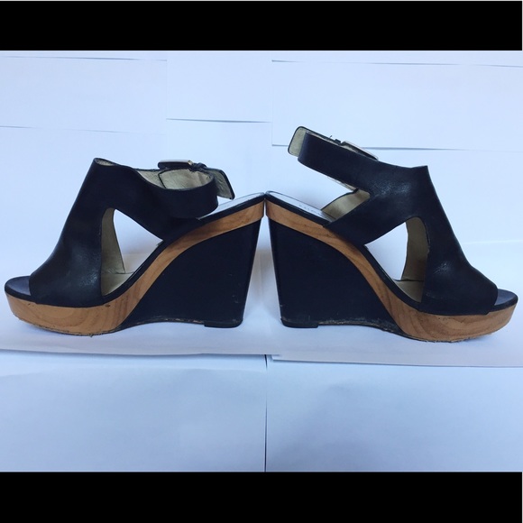 🚫SOLD🚫Michael Michael Kors Josephine Wedges - Picture 1 of 5