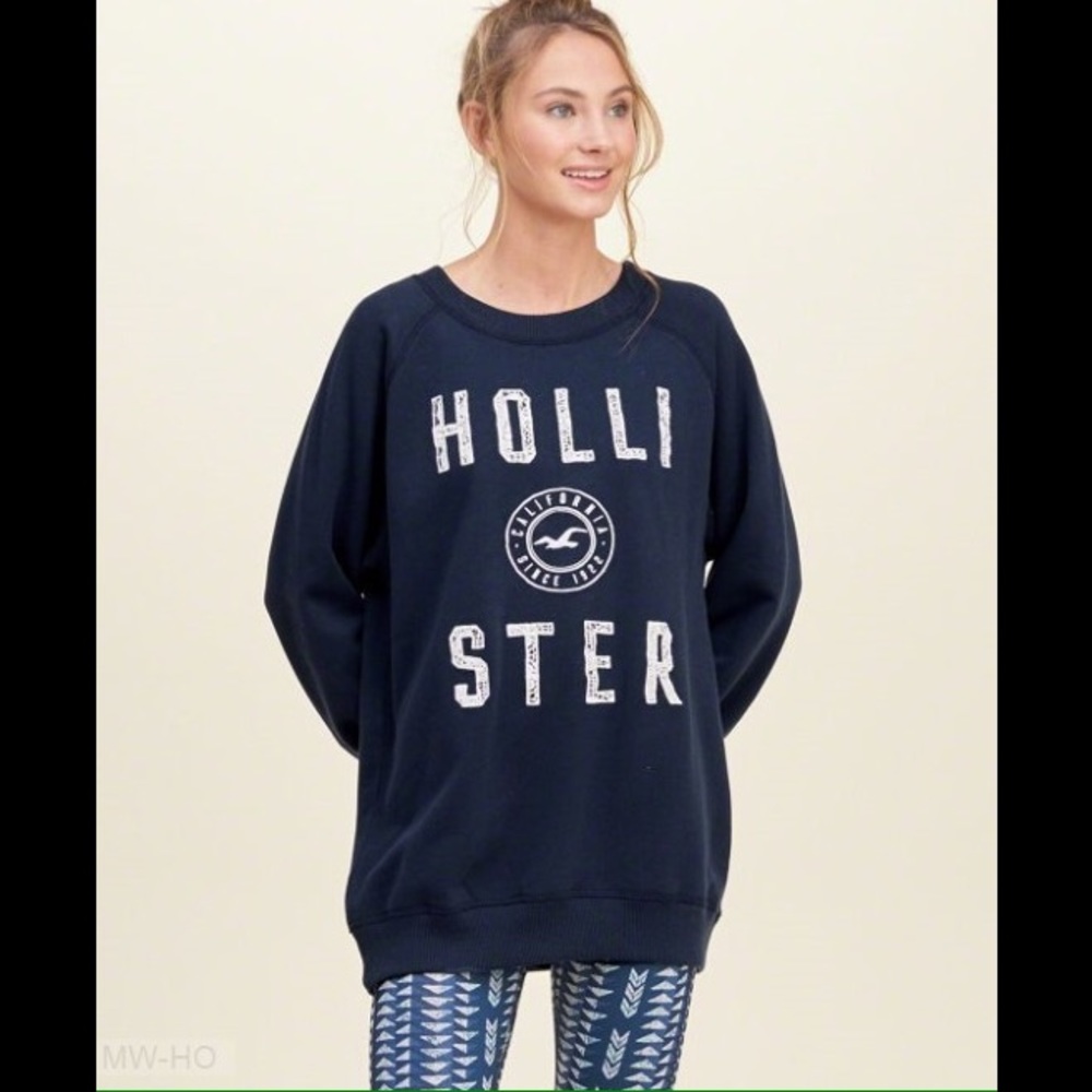 Navy Hollister sweatshirt