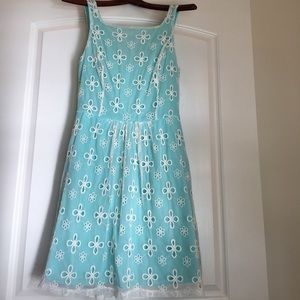 Jennifer Lopez lace dress