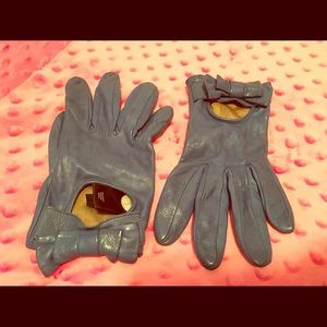 Leather Bow Gloves