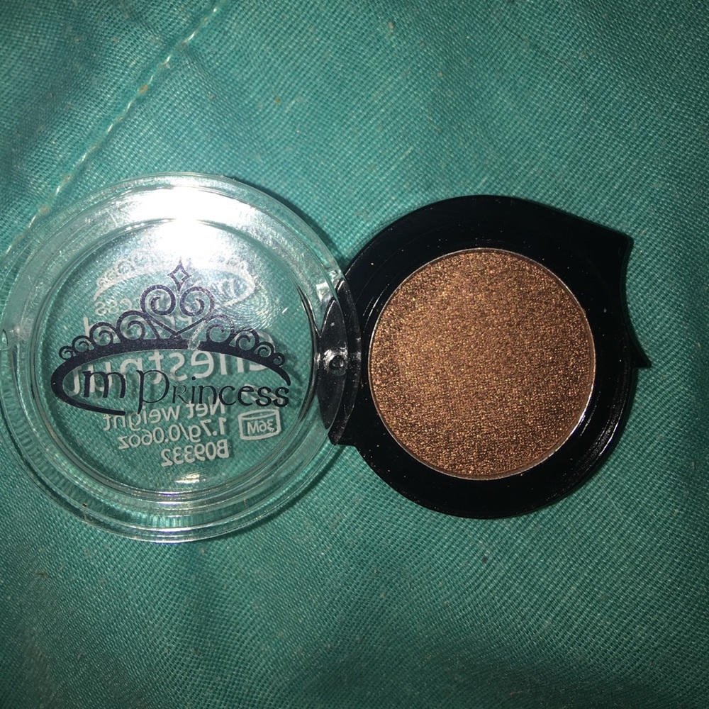 New. Only used to swatch with brush.