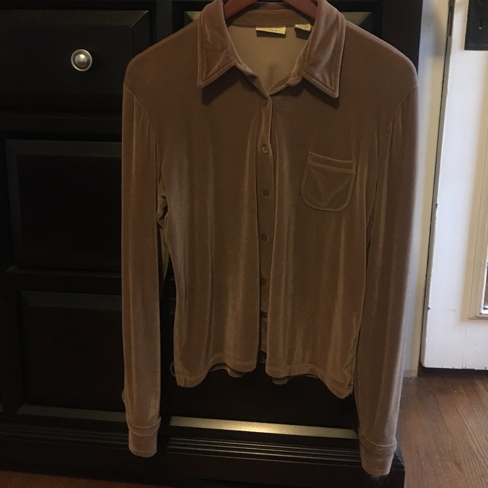 Women's LIMITED velvety button down top size S/M