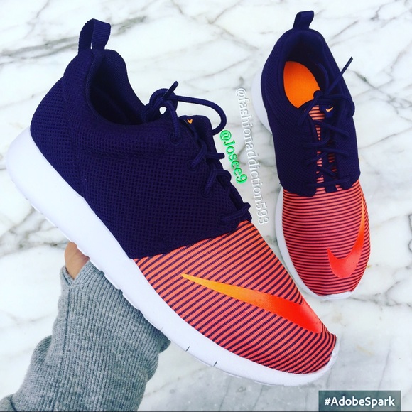 Nike Shoes - Nike Women's Roshe purple sneakers