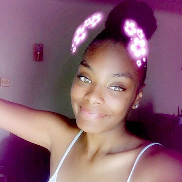 Meet your Posher, Rukiya - Picture 1 of 1