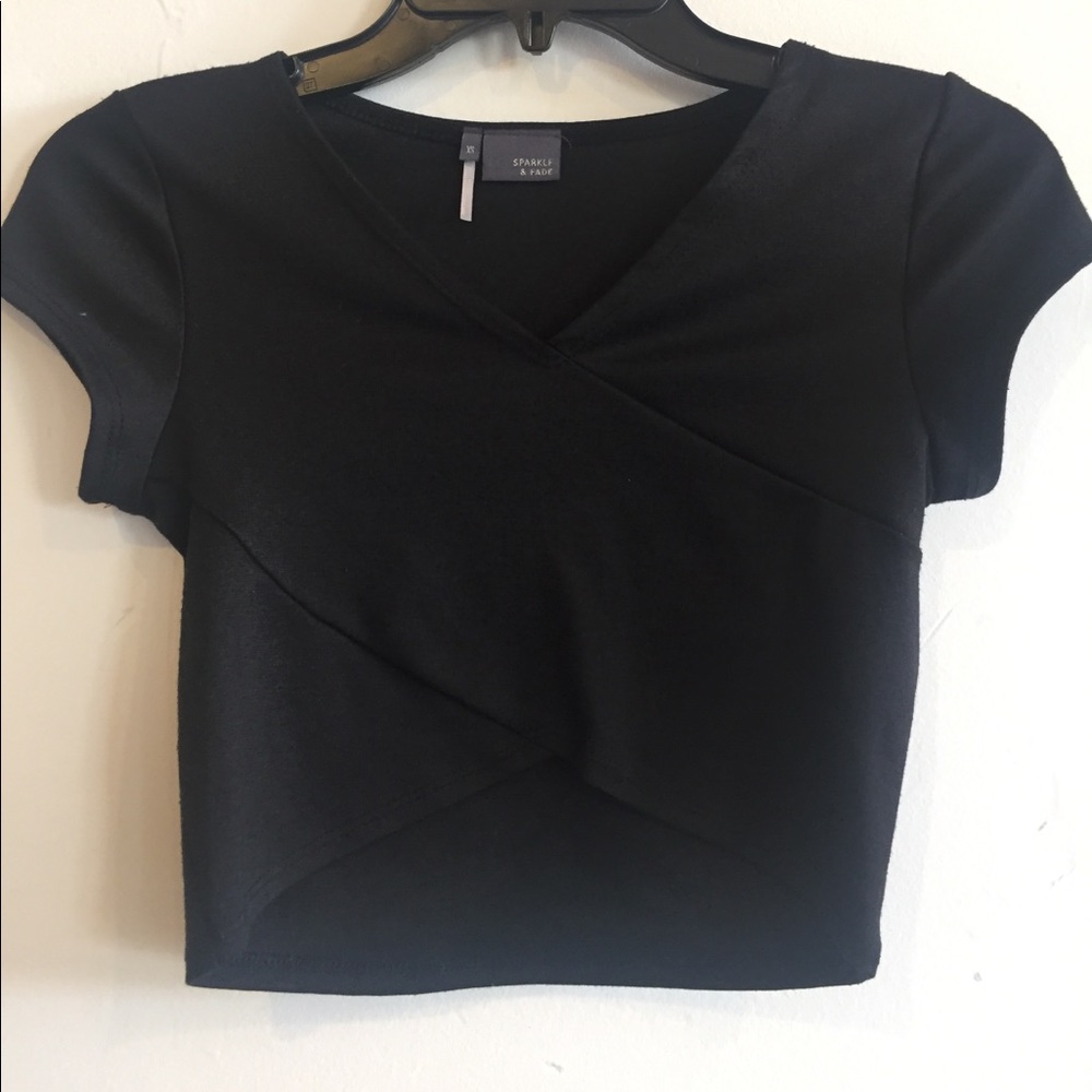 Black crop top