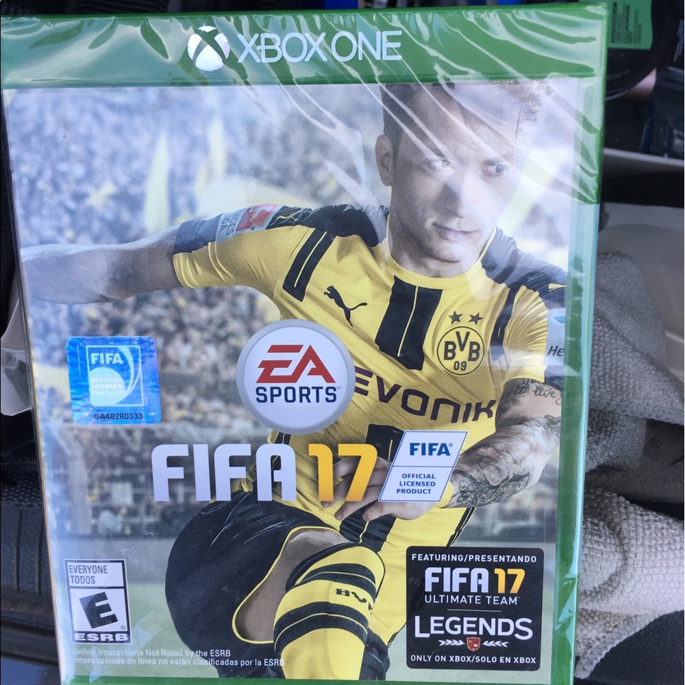 X-Box one FIFA 2017 BRAND NEW SEALED