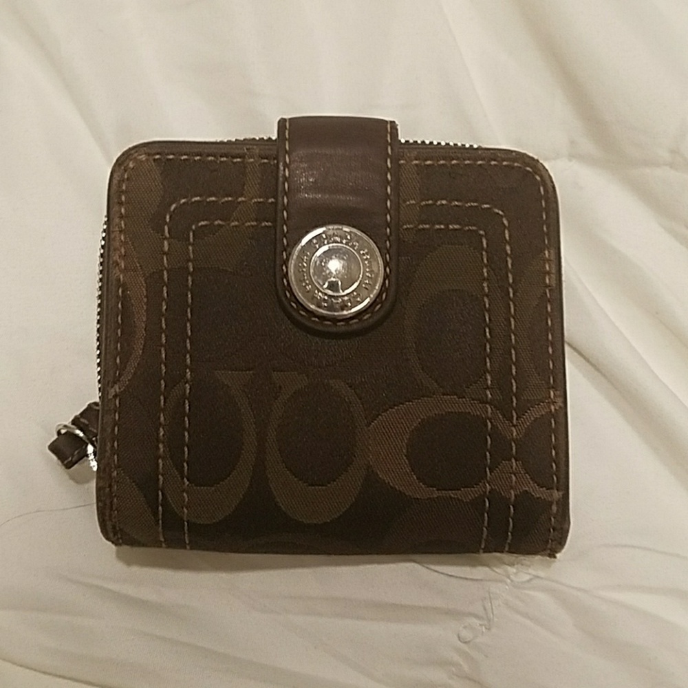 Wallet - Picture 1 of 5