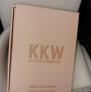 Kimberly (KKW by Kylie Cosmetics)