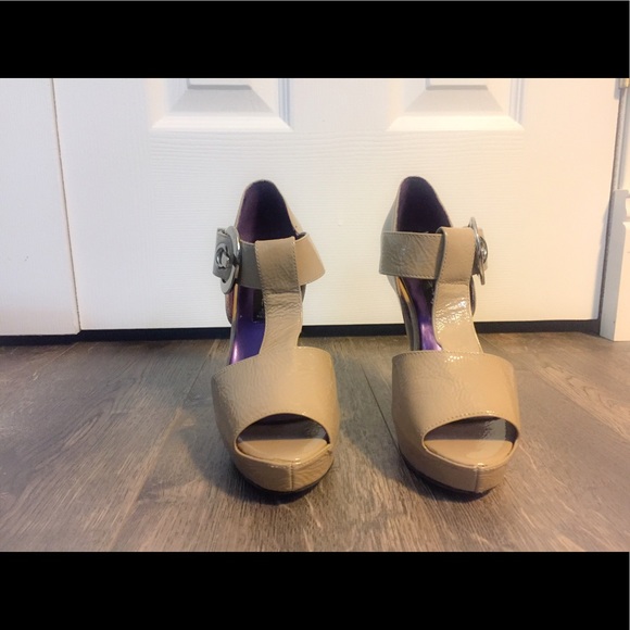 Steven by Steve Madden Peep Toe Heels - Picture 3 of 5