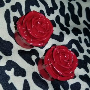Red rose ear plugs / gauges