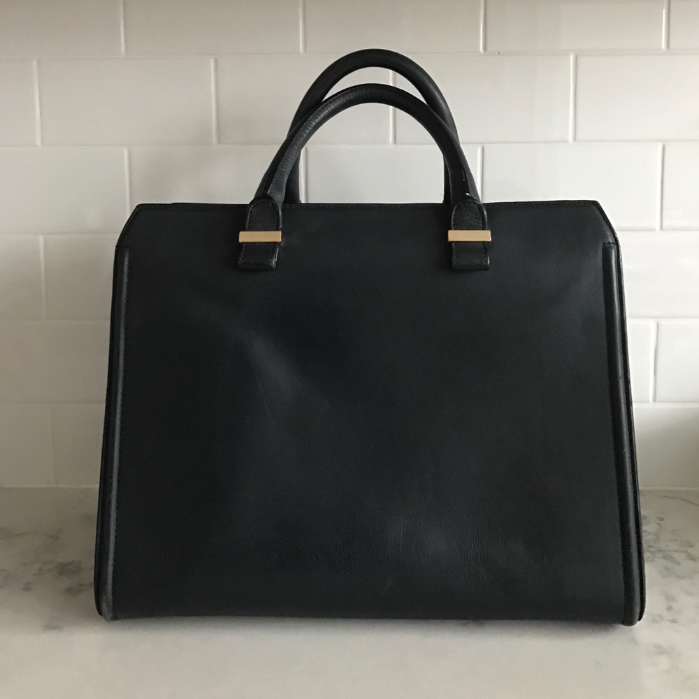 Leather sturdy Victoria Beckham dark navy purse