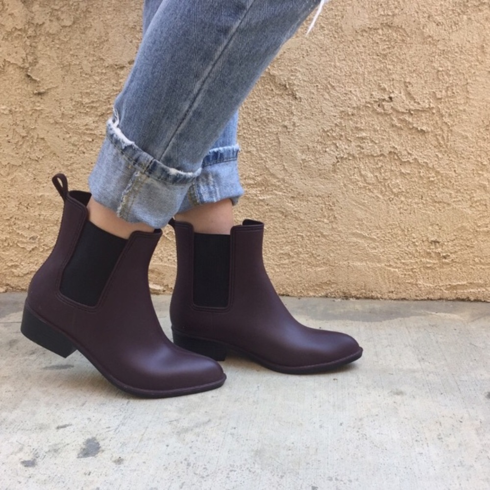 Eggplant/burgundy chelsea booties!