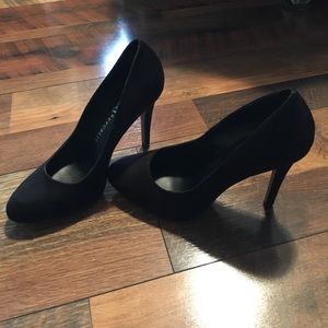 Rock & Republic Black Heels