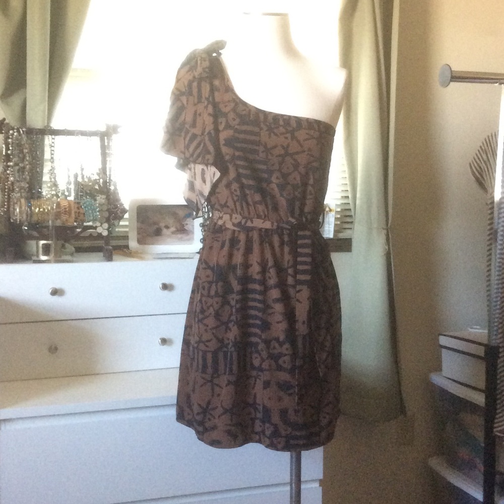 ❤️ One-shoulder Dress