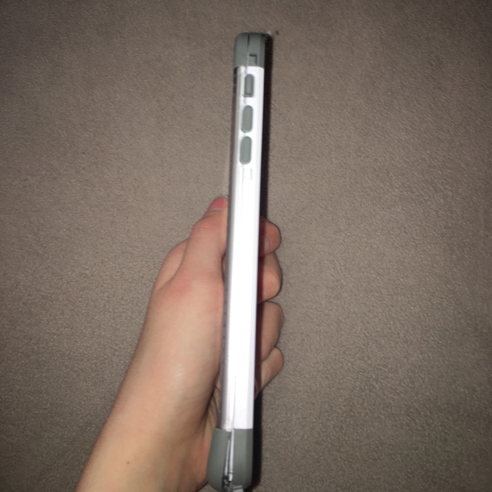 LifeProof 6/6s Plus case - Picture 6 of 8