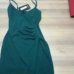 Emerald Grn Wrap Front Midi Dress
