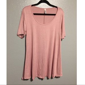 LuLaRoe Blush Medium Perfect T
