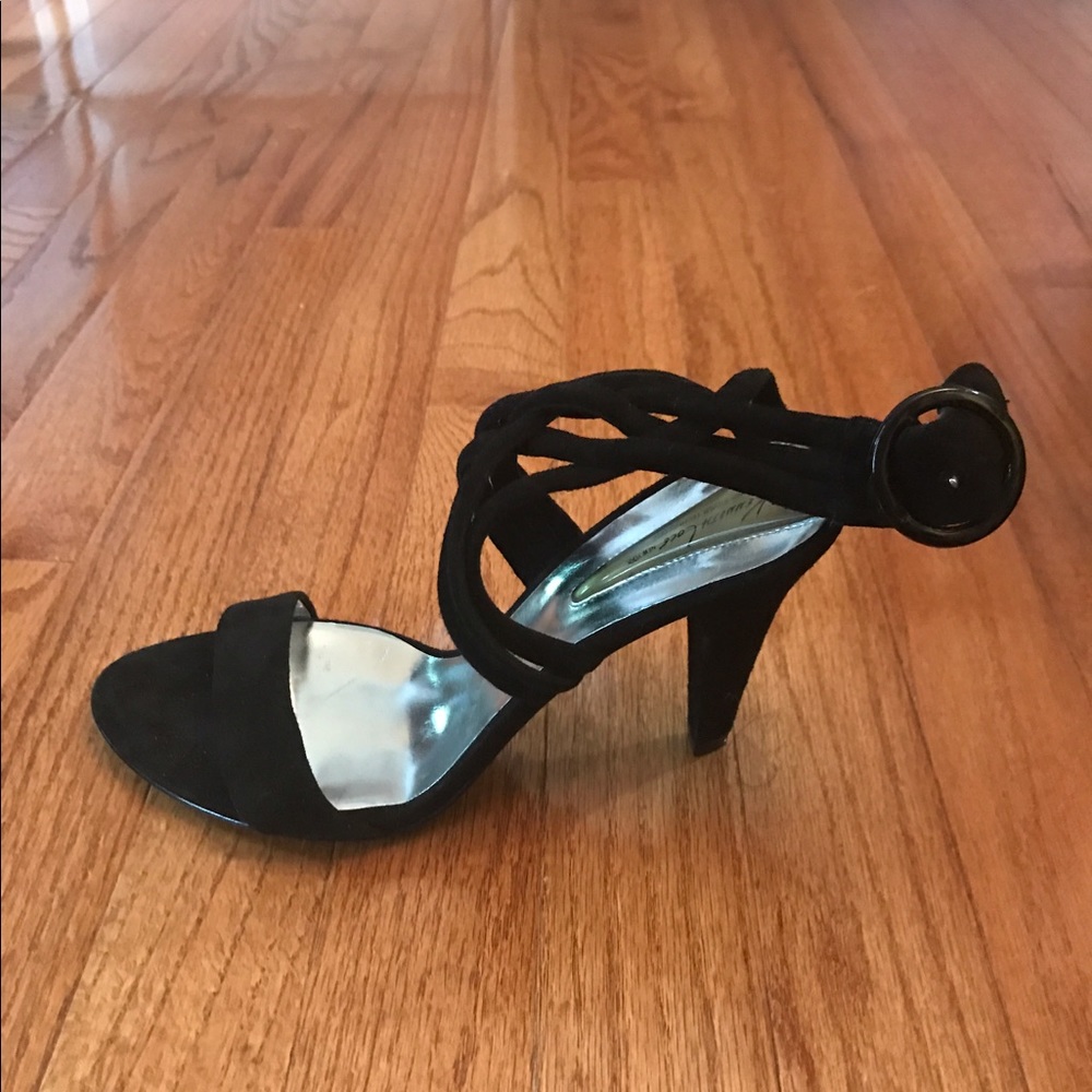 Kenneth Cole Sandals