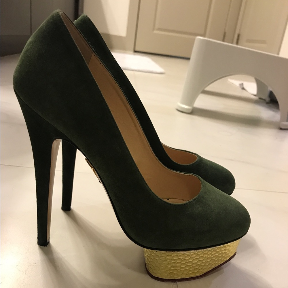 charlotte olympia emerald green dolly sz 6