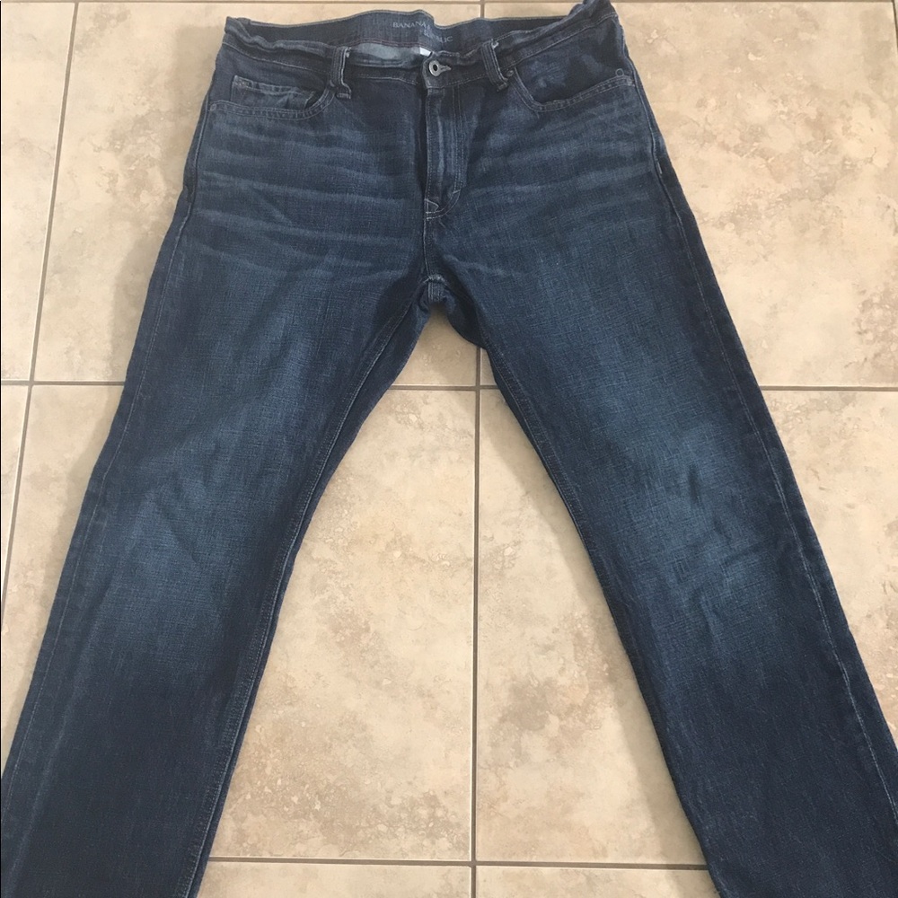 34X30 Banana Republic men's jeans in EUC