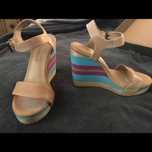 Splendid Wedges