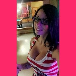 Meet your Posher, Mae