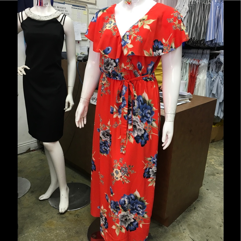 ‼️FINAL PRICE‼️Plus size Floral Maxi dress new