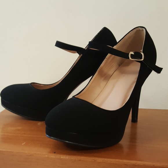 Shoes - Black Heels