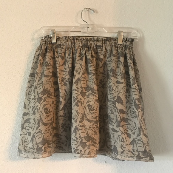 NWT Talula Union Square Skirt in Oak - Picture 4 of 5