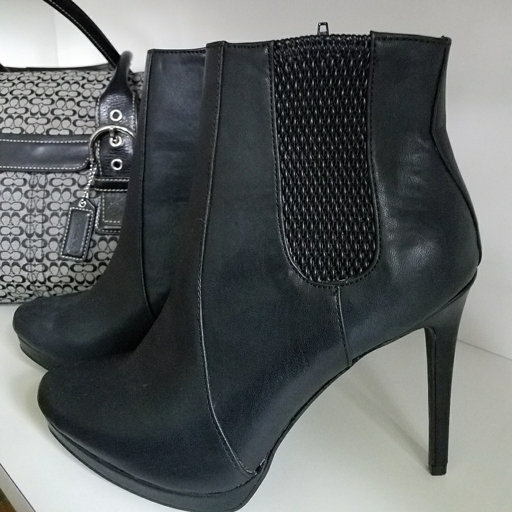MIA black leather booties