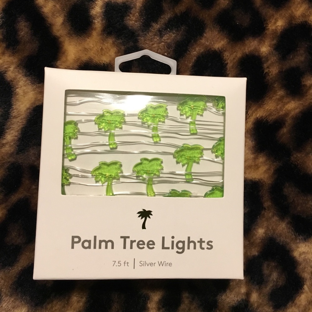 NEW IN BOX  UO Palm Tree String Lights - Picture 2 of 4