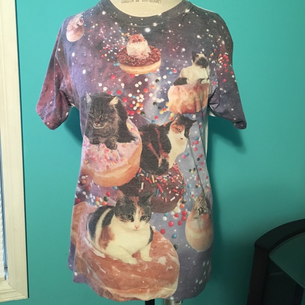 Galaxy, cats and donuts tee