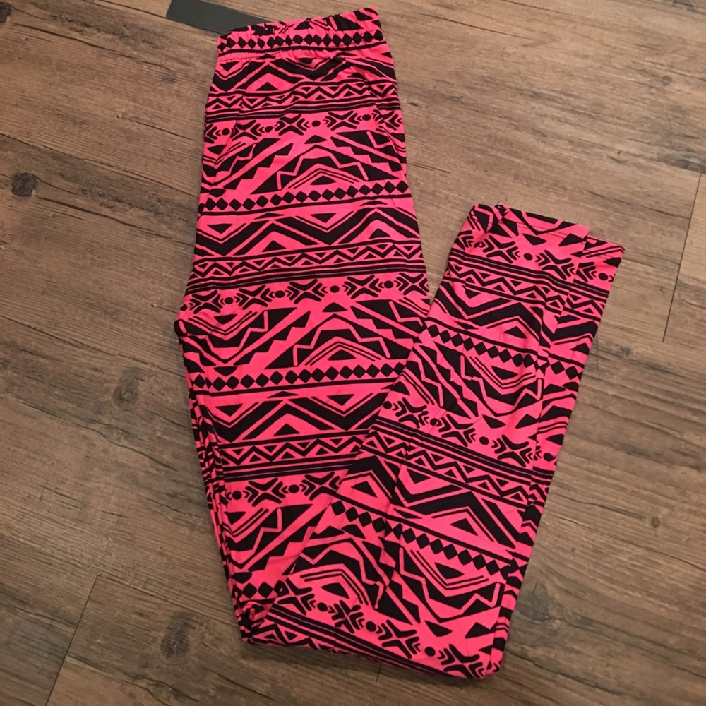 Leggings one size. Hot Pink and Black. - Picture 1 of 4